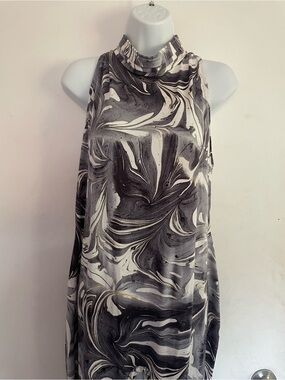 Fashion Nova Marble-Print Sleeveless High Neck Tunic — Black & White